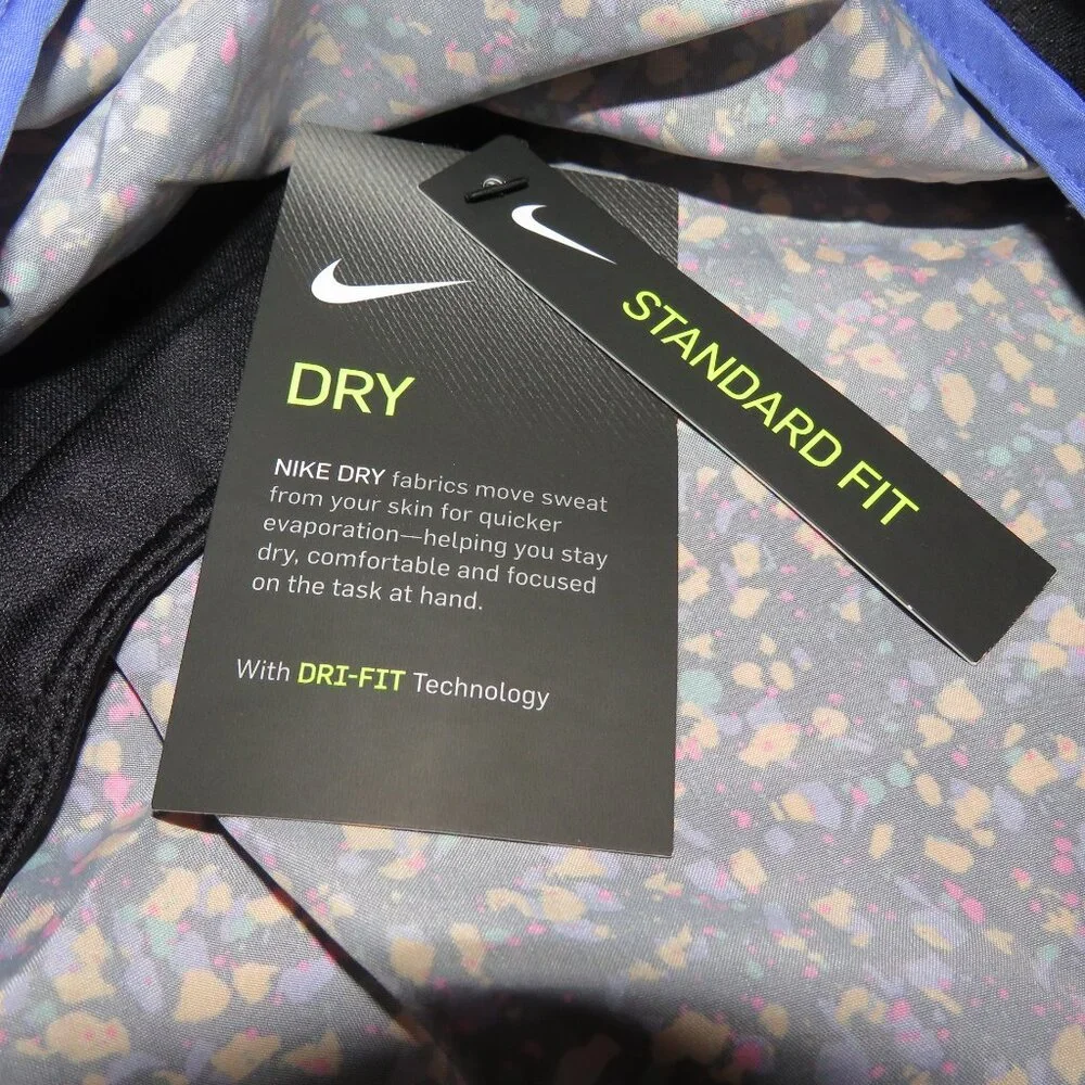 Nike Standard Fit Shorts  Size XL  NWT - Picture 4 of 4